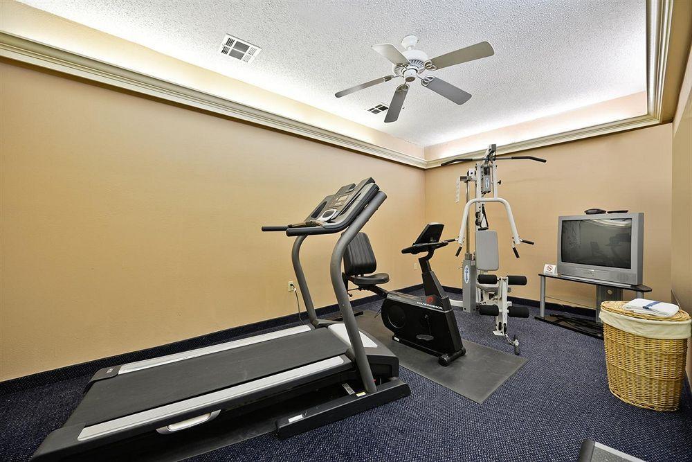 Red Roof Inn & Suites Austin East - Manor Einrichtungen foto